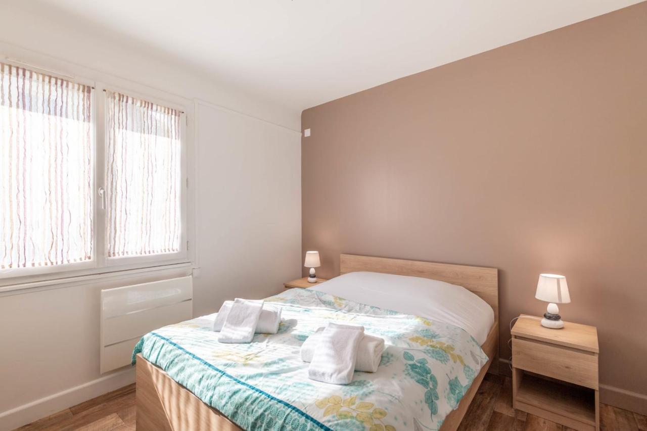 Ideally Located Furnished Townhouse With 3 Bedrooms Parking & Garden Annecy Buitenkant foto