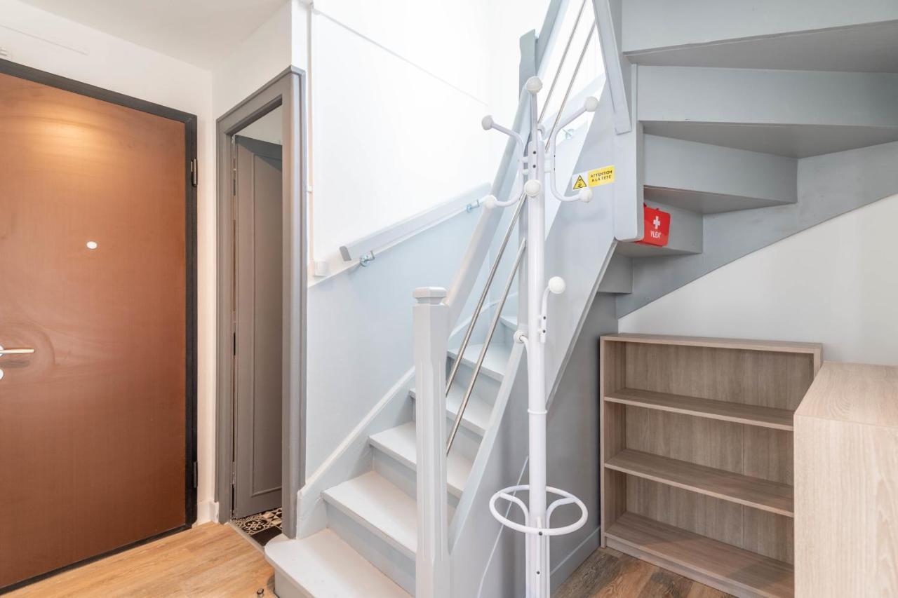 Ideally Located Furnished Townhouse With 3 Bedrooms Parking & Garden Annecy Buitenkant foto